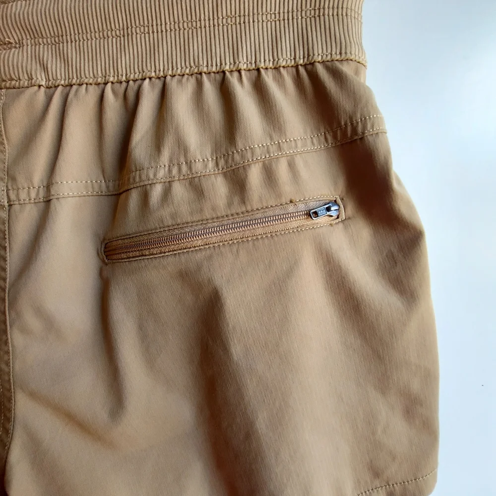 The North Face Women's Tan Athletic Shorts Small - Picture 2 of 6